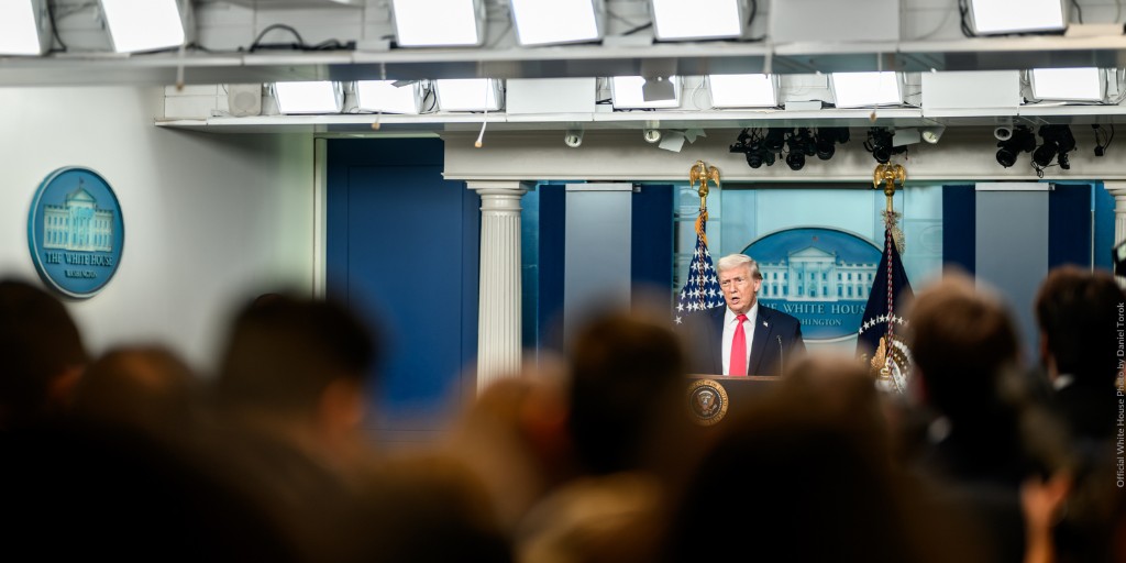 TaxNotes's tweet image. A report from the White House touts the benefits of states eliminating their income taxes in favor of a broader sales tax, but one group contends that the report’s figures don’t hold up to scrutiny.

@EmilyHoll9 explains: taxnotes.co/3NTe2VN