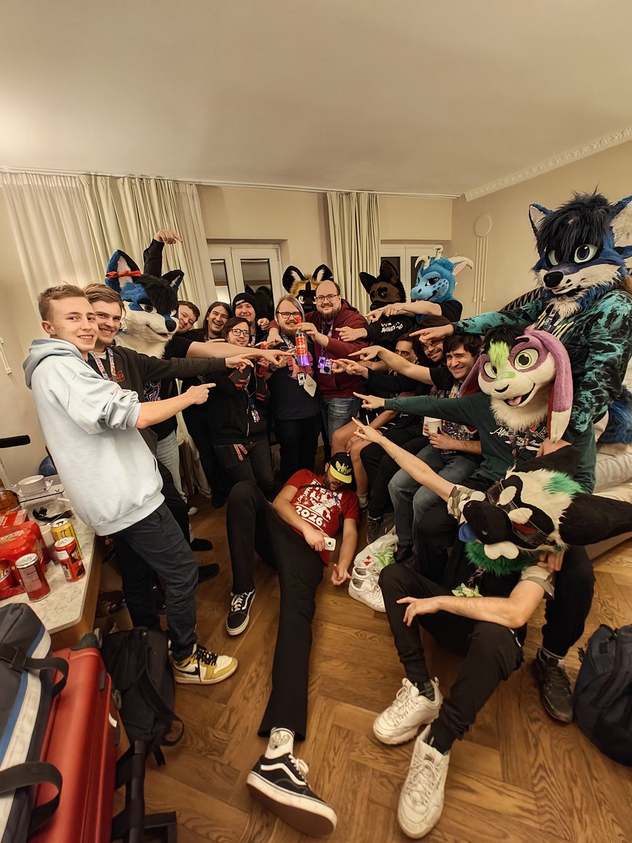 Drako 🐶 @Gdakon tweet media