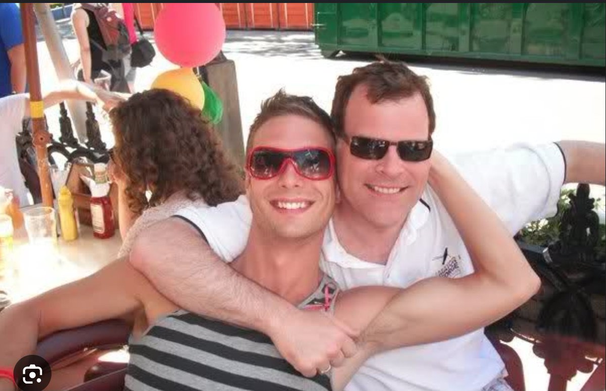 ProjectPearson's tweet photo. John Baird was neck deep

His taste for young men was too much apparently https://t.co/rBx0h5j0mx