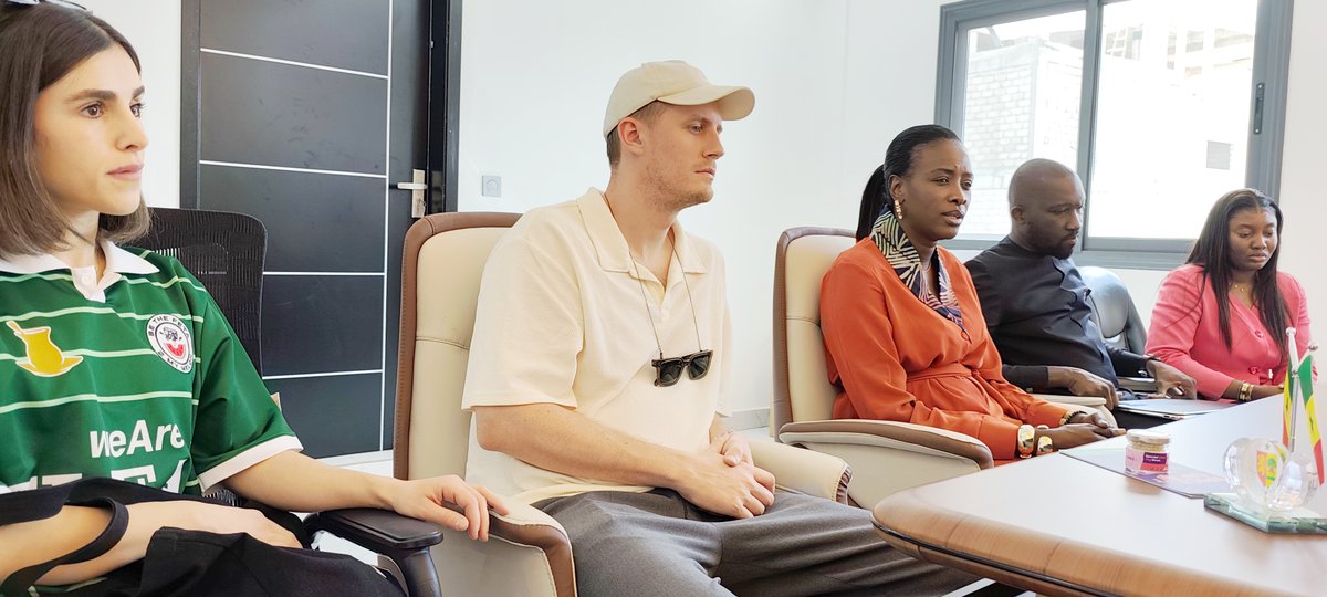 Autonomisation énergétique et #économique des femmes de familles vulnérables en Casamance

L'initiative émane du projet Share The Power qui compte s'appuyer sur l'#ANRAC pour faire de l'accès à l'électricité en levier d'autonomisation, de justice sociale... en #Casamance.