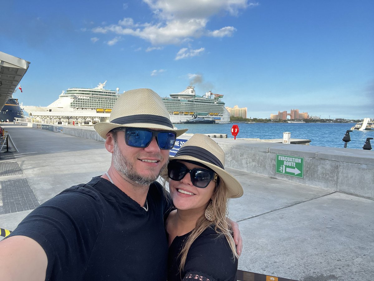 Pigskin Peete tweet media