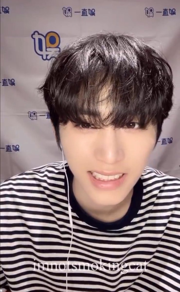 mycatdongmin's tweet image. little baobao i love you and how cute your box smile is