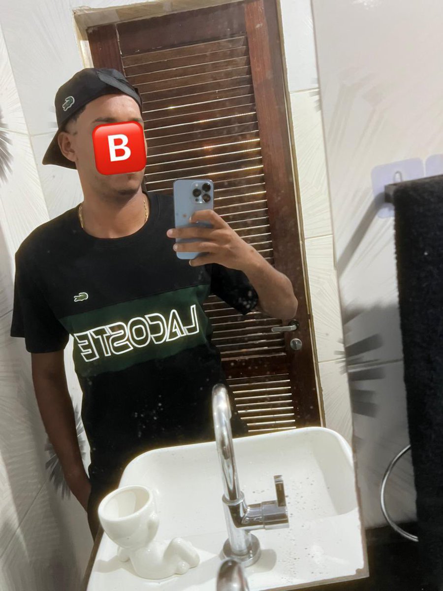 Deus é fiel tweet media