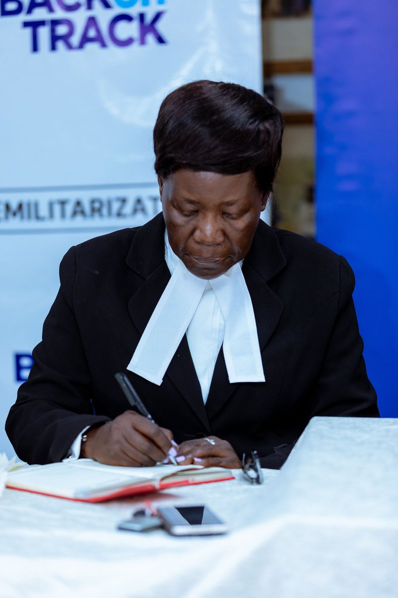 Lule Alexander tweet media