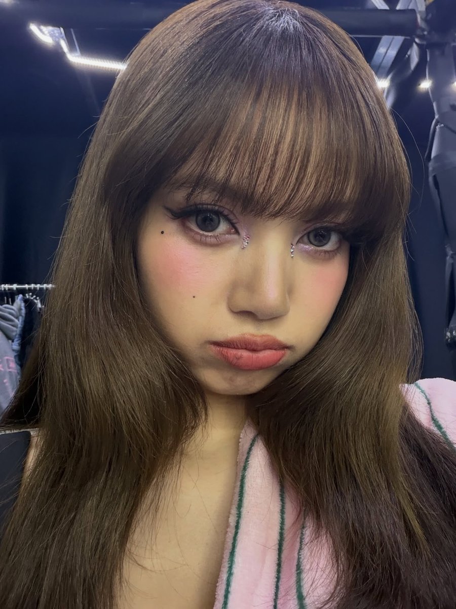 blckpinkpic's tweet image. LISA IG UPDATE