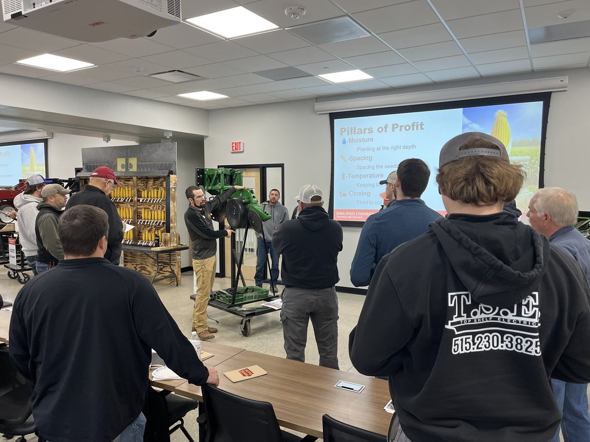 Meaghan Anderson tweet media