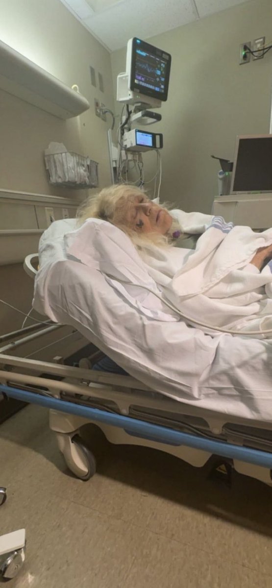 ForgettableBeth's tweet image. Praying for help