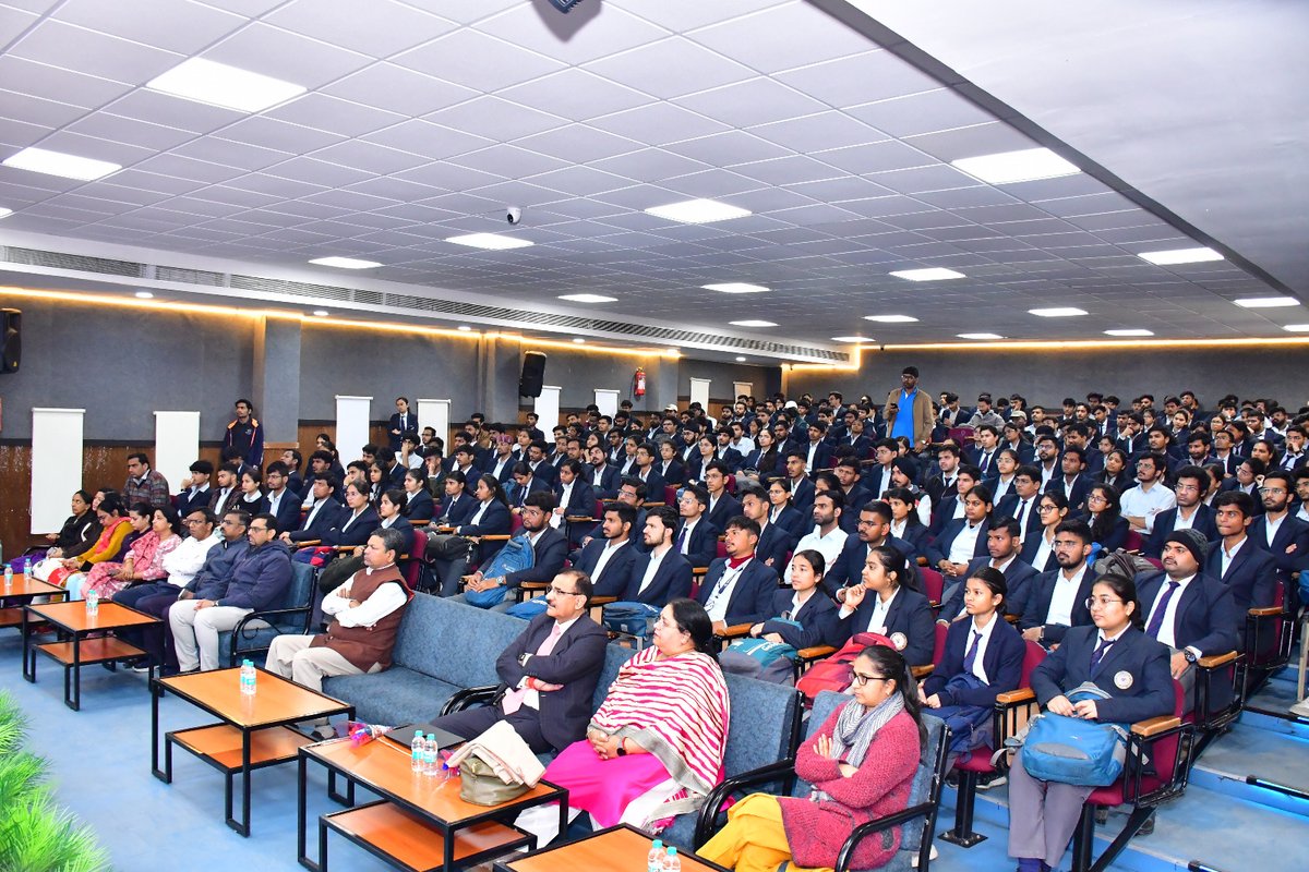 SoloTech tweet media