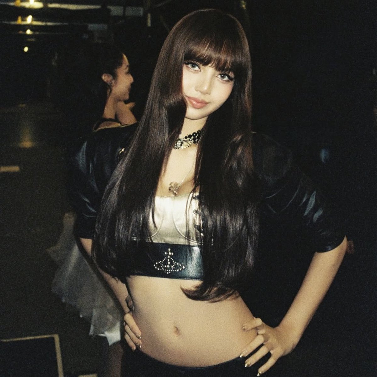 jenlisaaholic's tweet image. the watermark😭😭😭😭😭