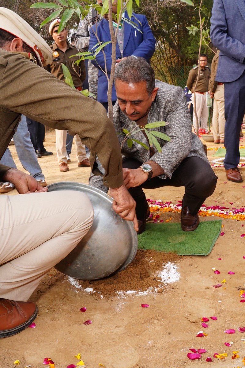 Kirti Vardhan Singh tweet media