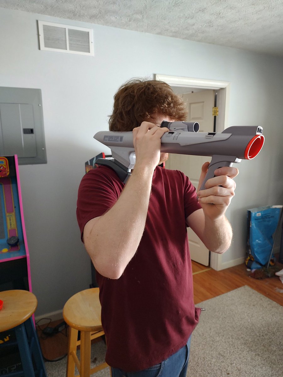 GingeTheRipper's tweet photo. Self-control is for peasants.

#superscope #nintendo #gingetheripper https://t.co/WpBHjGU5En