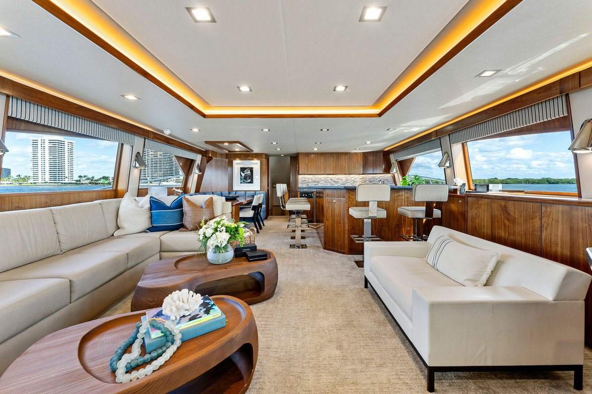 sytreports's tweet photo. 28m Viking motor yacht Aussie Rules sold. 
Learn more via: https://t.co/koCHaLeMJ2 https://t.co/bxkPoIKQh4