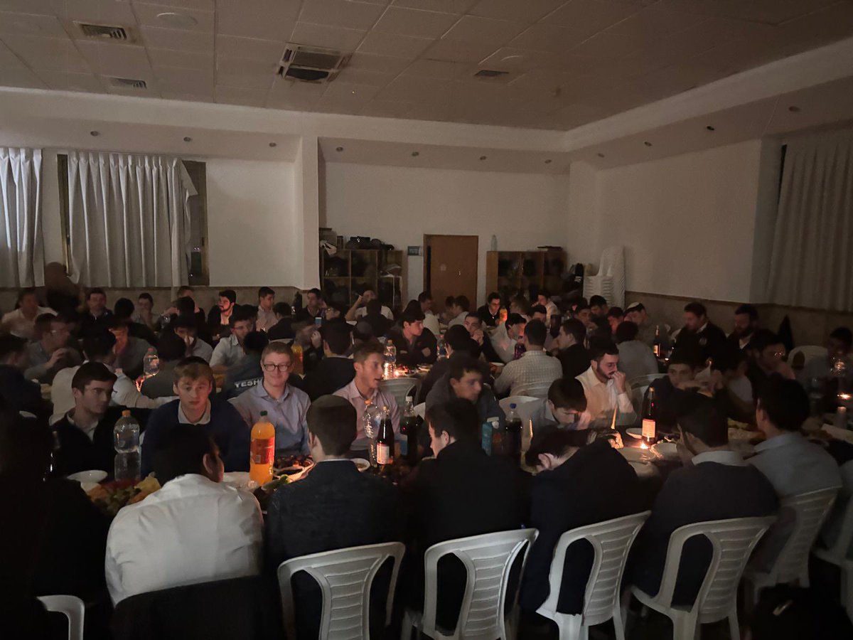 Yeshivat Sha'alvim tweet media