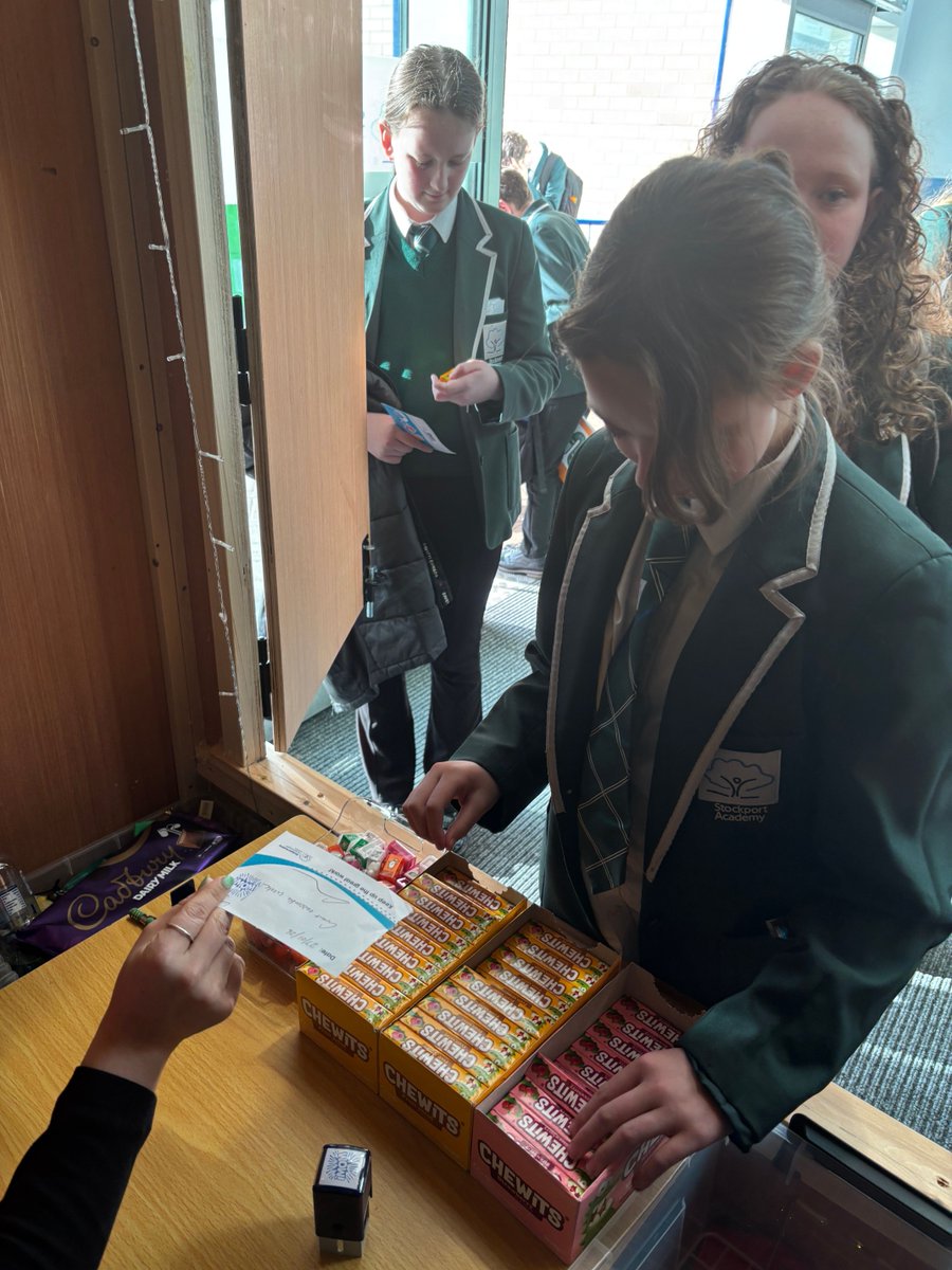 sptacademy's tweet photo. Our weekly Work of the Week last Friday celebrated student progress and quality across subjects 📚✨

It's a chance for students to showcase their achievements—bring your work each Friday ⭐

#WorkOfTheWeek #StudentAchievement #Aspiration https://t.co/qfE4QpKbNR