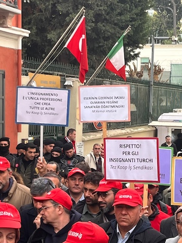 Neniammilitointerni tweet media