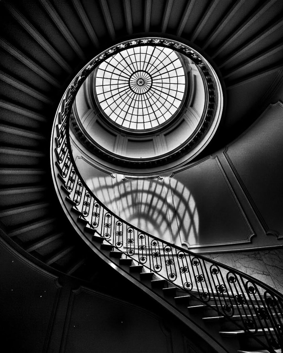 Visual Ground Magazine tweet media