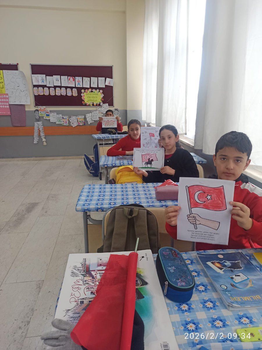 gemerekiho's tweet photo. Küçük yüreklerde büyük bir sevda: Bayrak sevgisi. 🇹🇷
@sivasvaliligi @sivasmem @gemerekmem https://t.co/ixvphxO2eS