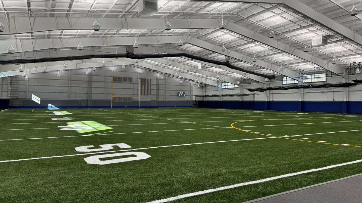 The new indoor Austintown Fitch athletic facility is now open following a ribbon cutting featuring members of the football, softball, baseball, and track teams along with the Marching Band.  

The building will serve as an indoor practice space for Austintown’s student-athletes.