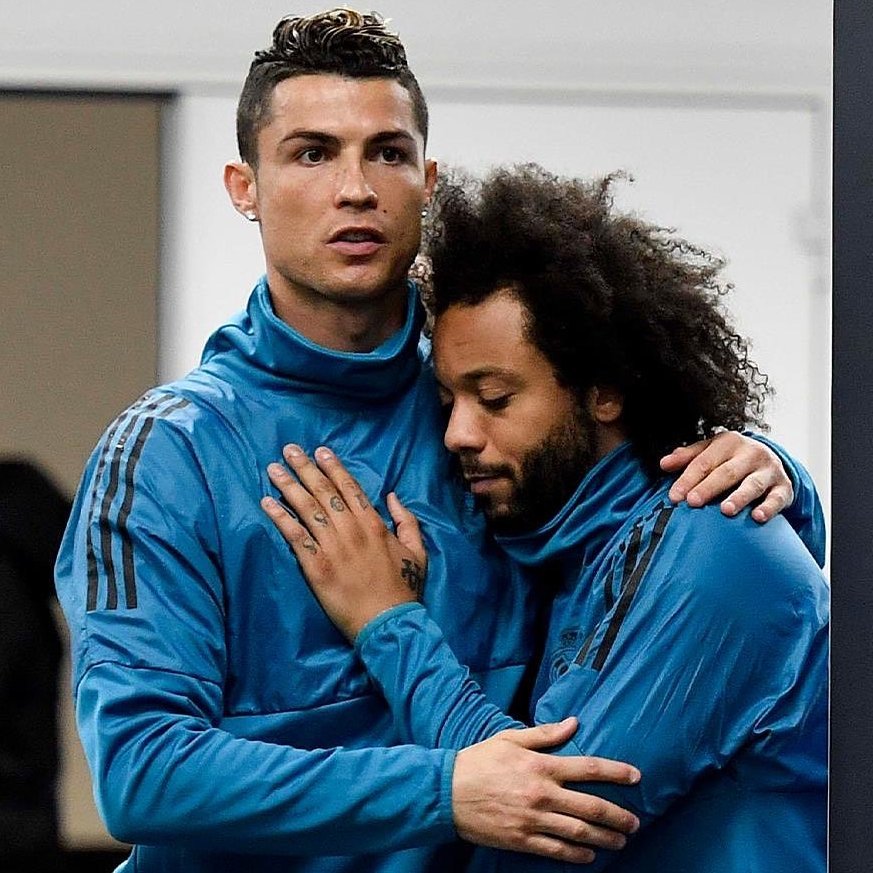 🗣️ Marcelo: "In the final vs Juventus, no one was eating at lunch. The silence was overwhelming. We were terrified. It was Juventus, and they were coming in strong. Cristiano was also restless, but he took the initiative and started eating. “Am I the only one feeling this