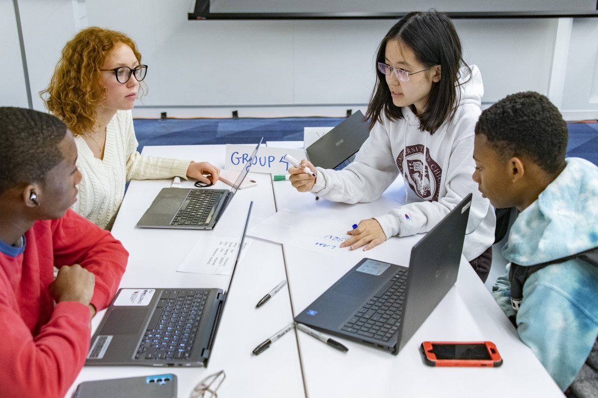 UChicago Civic Engagement tweet media