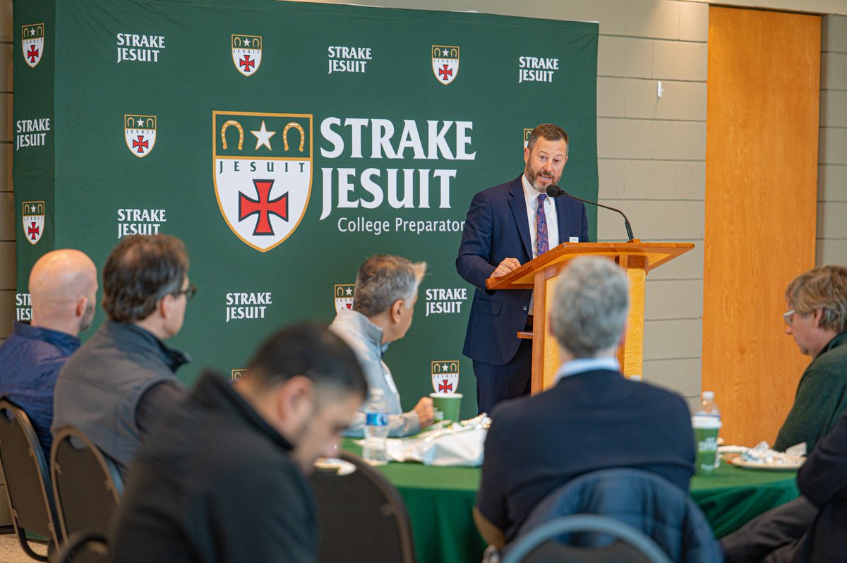 Strake Jesuit tweet media