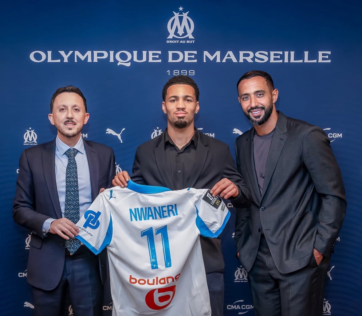 Maxdinfos's tweet photo. Énormément de bons joueurs arrivent et repartent à Marseille, je valide la plus part des noms qui sortent ou qui ont déjà été signés (Nwaneri, Timber, Abdelli, Paixao, Medina). Mais je ne comprends pas pourquoi à chaque mercato tu changes la moitié de l’équipe. #MercatOM #Ligue1 https://t.co/2tbfnvU7c5