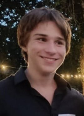 PsyGuy007's tweet image. 🆘 🇫🇷 ALERTE DISPARITION : Nicolas, 15 ans, a disparu ce lundi 2 février dans le département des Landes

L'adolescent a été aperçu pour la dernière fois vers 10 heures sur le territoire de la commune de Saubrigues.

Depuis, on n'a plus aucun signe de vie. Ses proches sont très…
