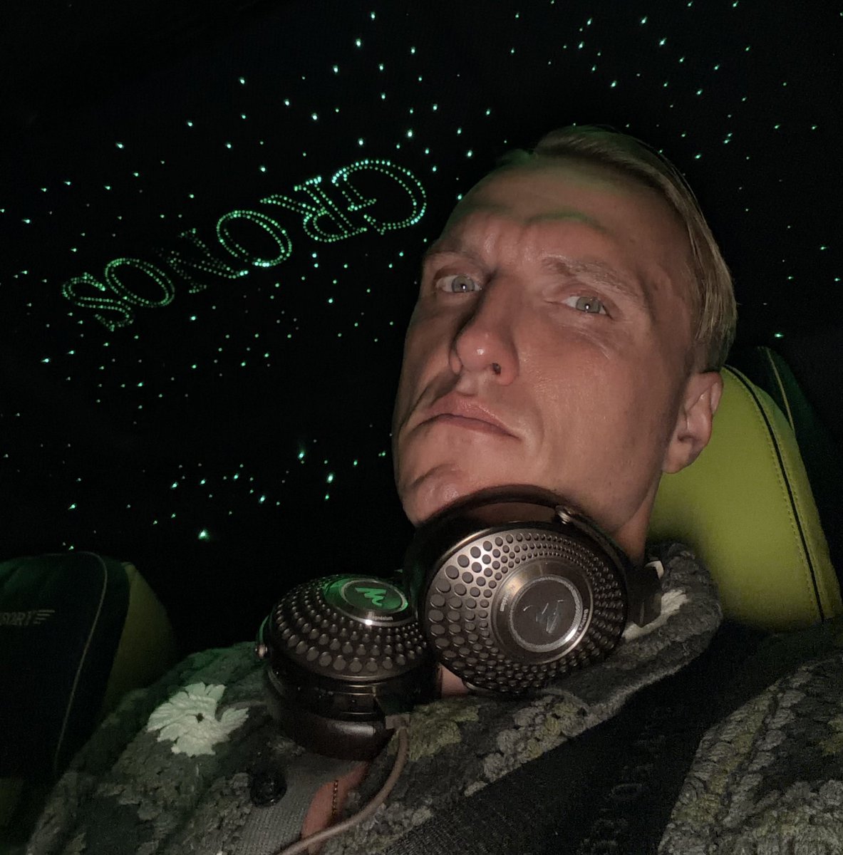 10’000 likes and ill make a Video where I open my $100’000’000 Bitcoin Trade.