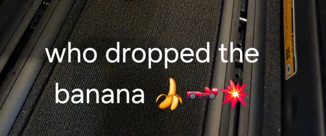 sgmin_seven's tweet image. BTS IN DUBAI AUTODROME????