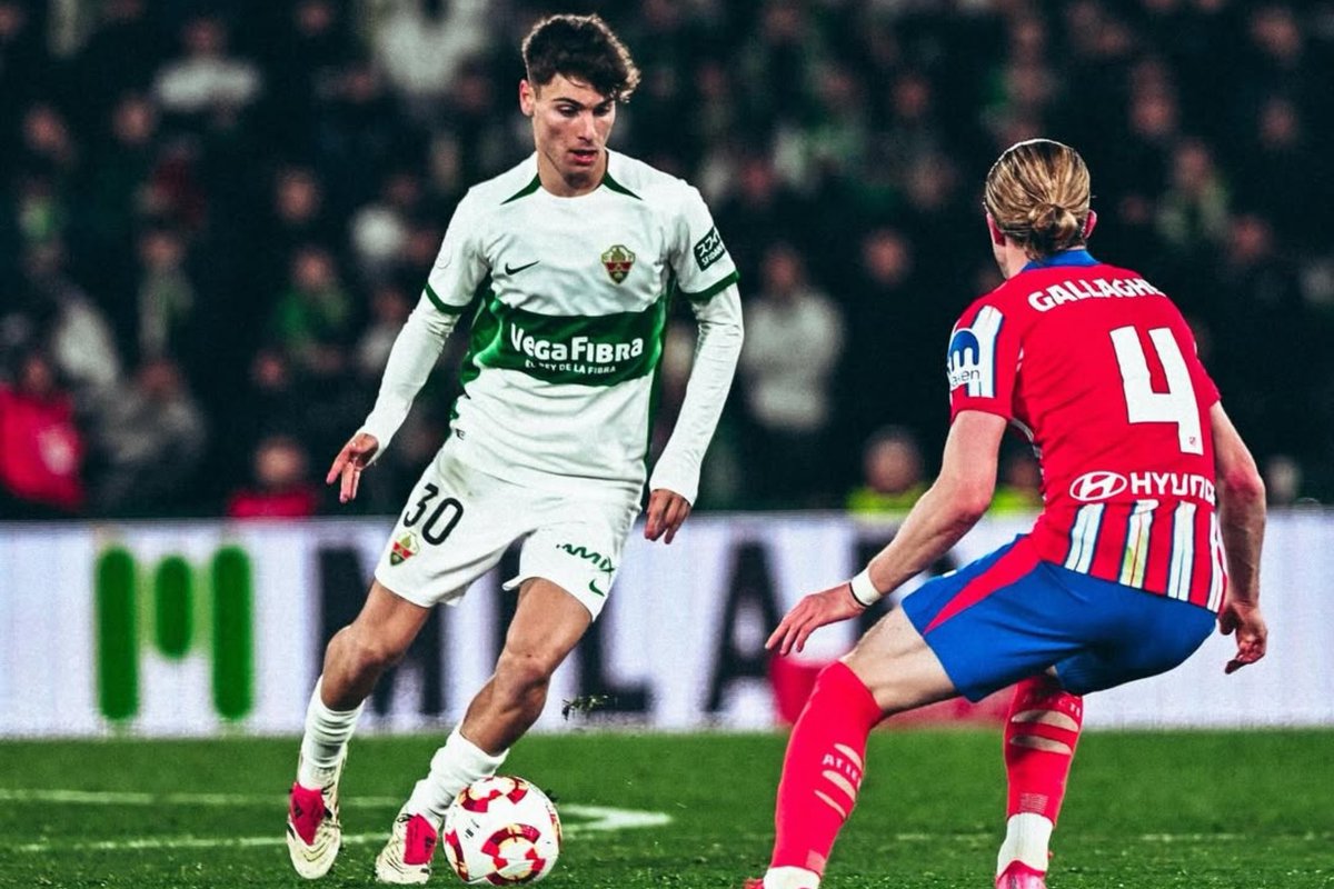 Aaron Domínguez tweet media