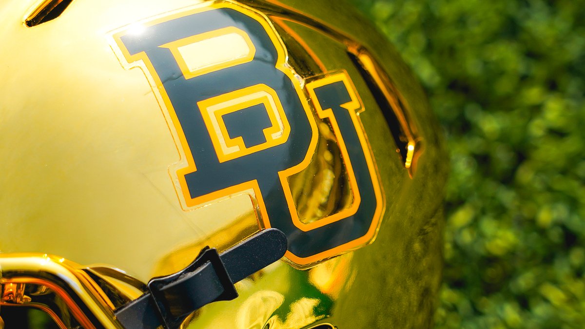 BaylorAthletics's tweet image. Honey, I shrunk the helmet 🤭

Get yours at the @BaylorBookstore: baylorbea.rs/3M8UxrE

#SicEm