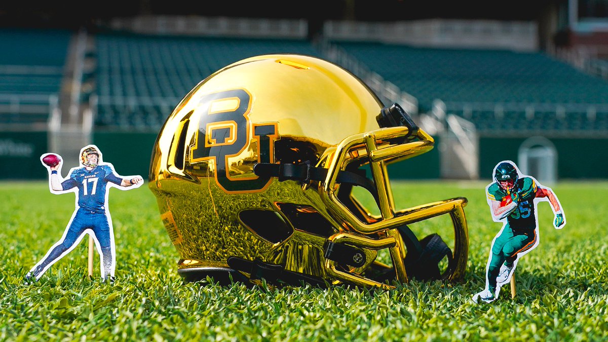 BaylorAthletics's tweet image. Honey, I shrunk the helmet 🤭

Get yours at the @BaylorBookstore: baylorbea.rs/3M8UxrE

#SicEm