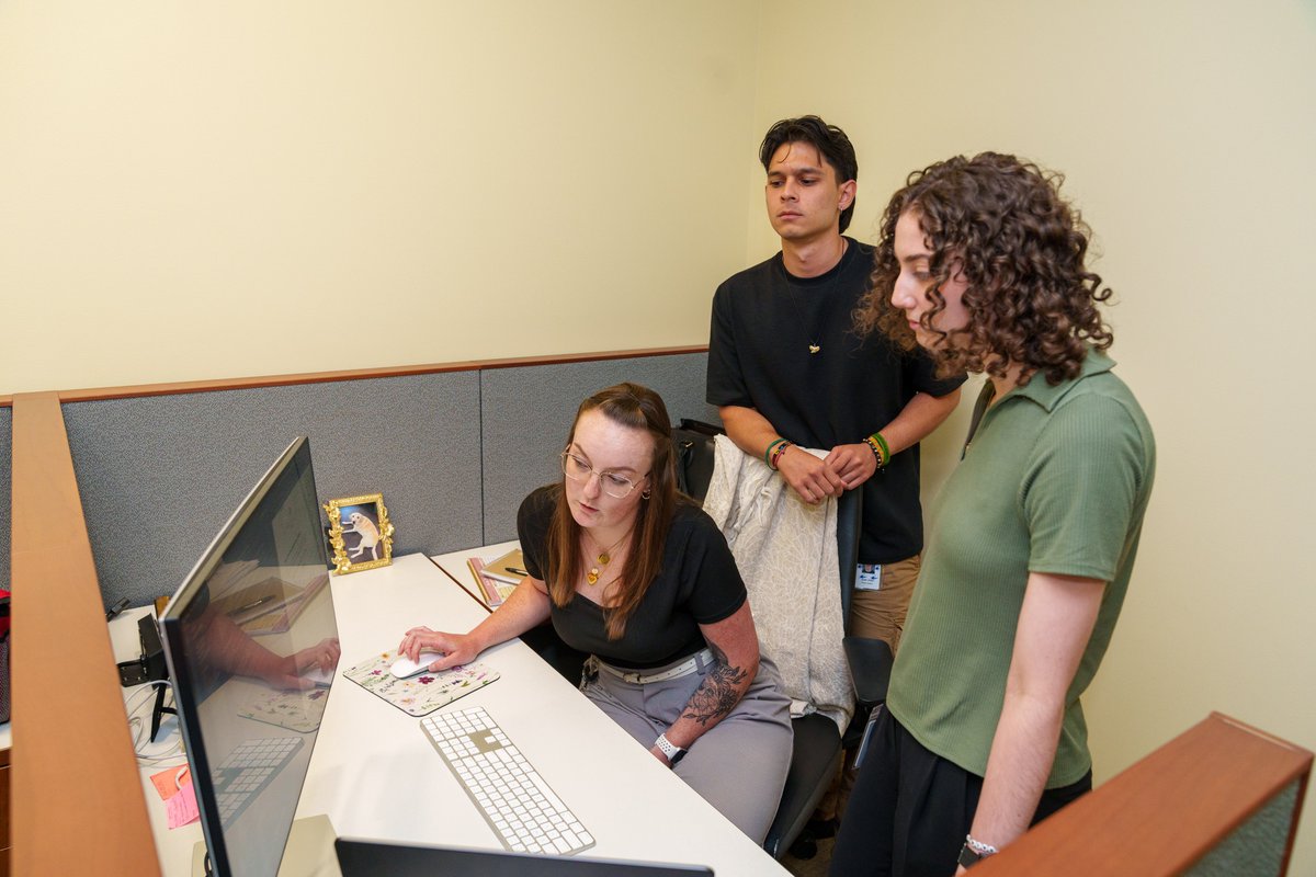 Stowers Grad School tweet media