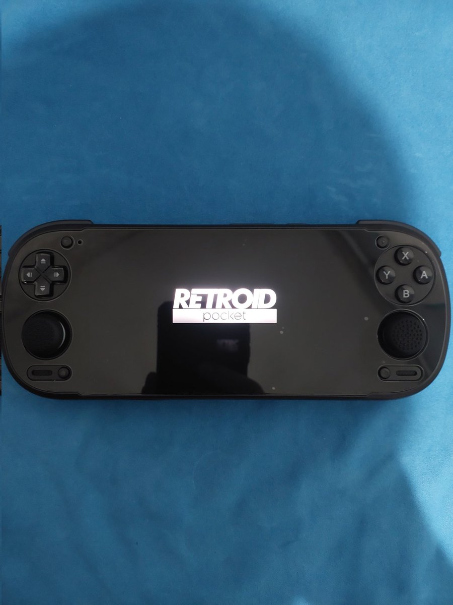 CYPH3Rs_D0M41N_'s tweet photo. Some super sexy shots of the device.
#Retroid #RetroidPocket #RetroidPocket6
#RP #RP6 #RetroHandheld #Retro #Handheld #gaming #retrogaming
@Retroid0fficial @RetroHandhelds https://t.co/0el6E5YZls