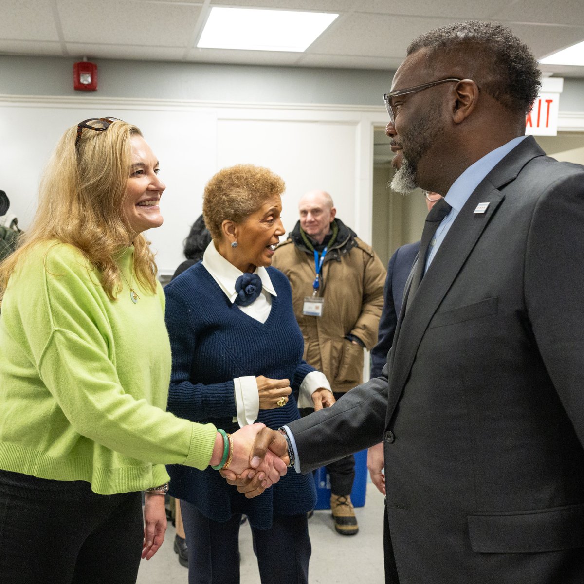 Mayor Brandon Johnson tweet media