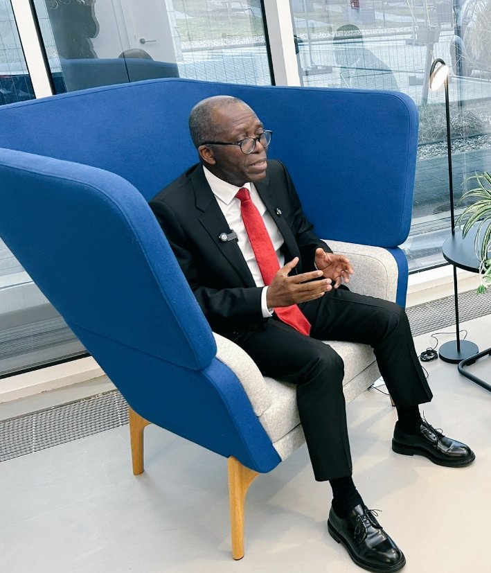 Le seul ancien premier ministre qui fait la fierté de la RDC
MATATA PONYO c'est la classe, c'est l'intelligence, c'est la bonne gouvernance, c'est le leadership.
😂😂😂😂😂😂😂😂😂😂😂😂😂