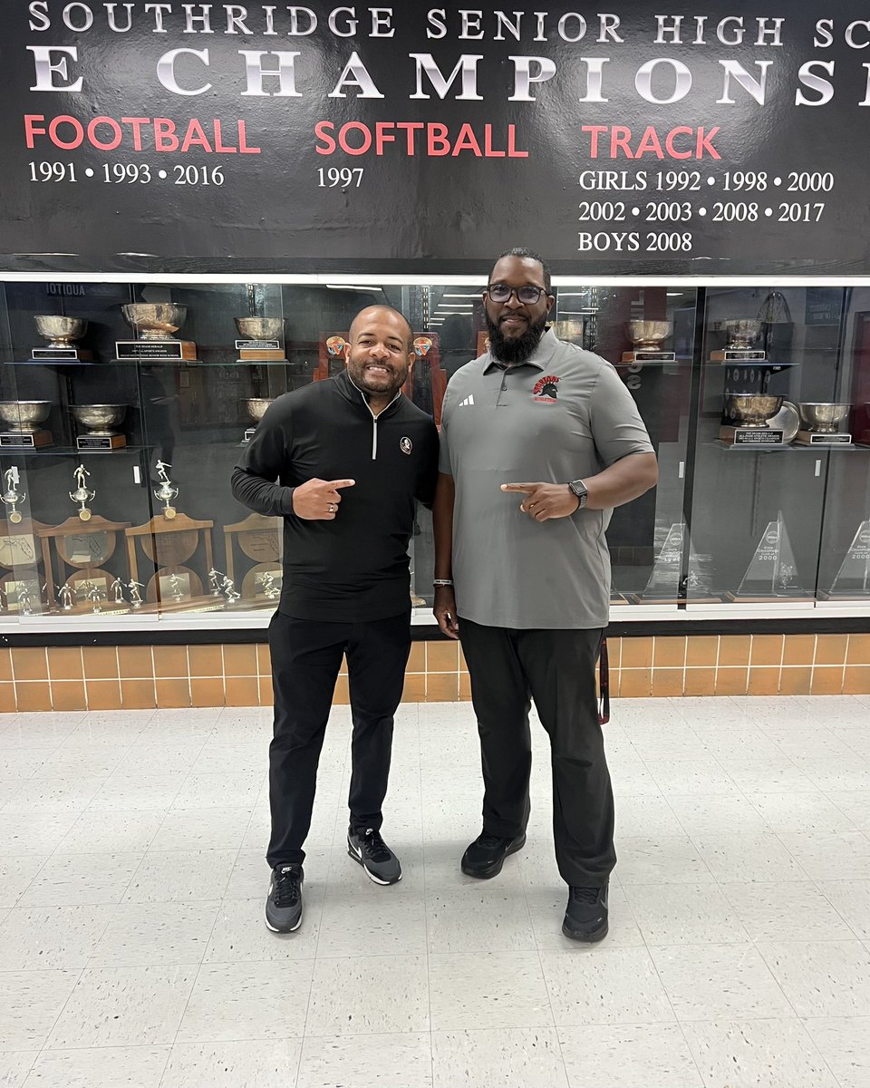 Pierre Senatus tweet media