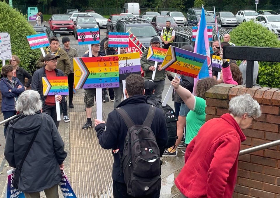 Sarah Morgan Jones tweet media