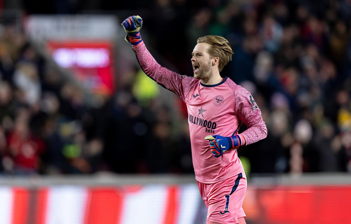 TalkBees tweet media