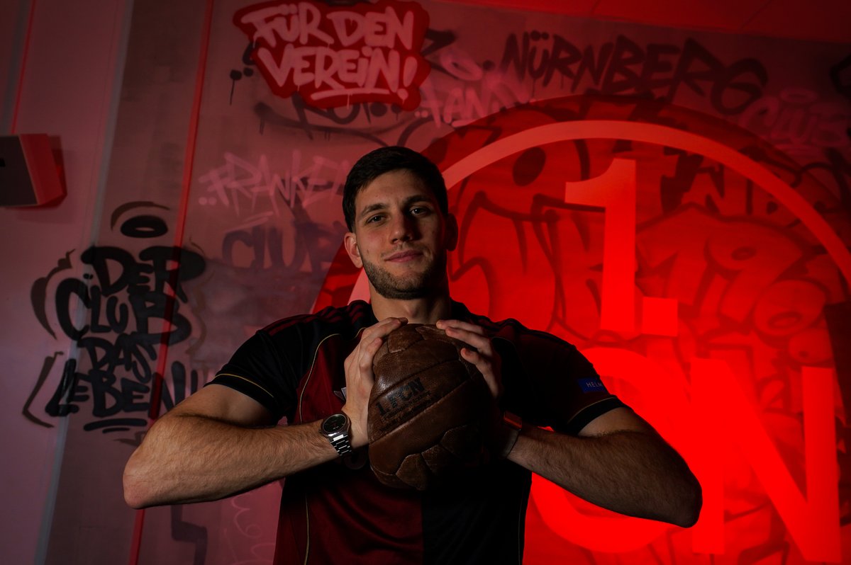 1. FC Nürnberg tweet media