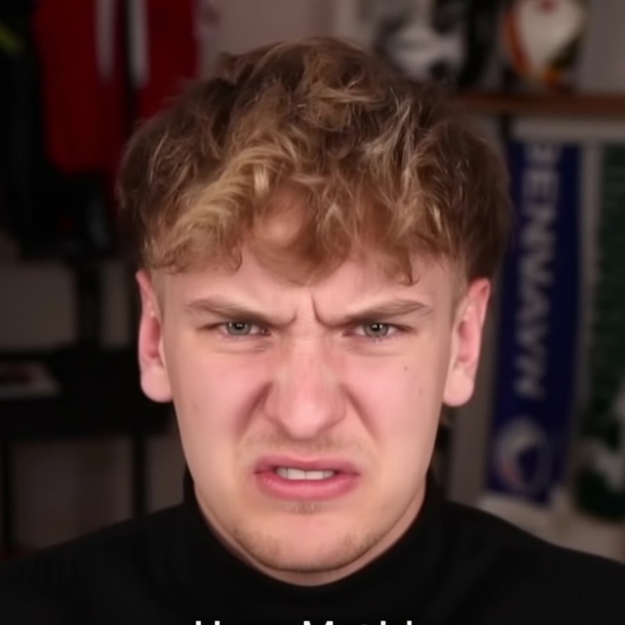 Fiago when you support Bayern Munich instead of Dynamo Auschwitz SV in the 27th division of 1937 Bundesliga