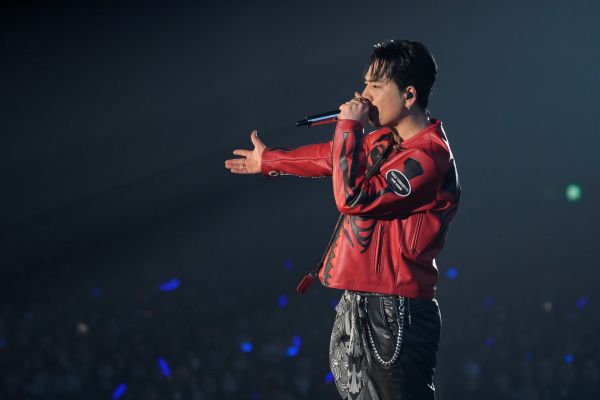 astage_ent's tweet photo. 【MUSIC】ØMI 約3年半ぶりとなるソロ公演『ØMI LIVE 2026 〜INFINITY MOON〜』3DAYS開催！🎶
 FINAL NIGHT 〜THE FUSION〜 レポート🖊️
（📸15点）
※自身初となるソロFC イベントツアー開催も発表❣️✨

▶️https://t.co/xRvz5W1YvK

#ØMI #INFINITYMOON #THE_FUSION 
@HIROOMI_3JSB_ https://t.co/R3Qdxn12fb