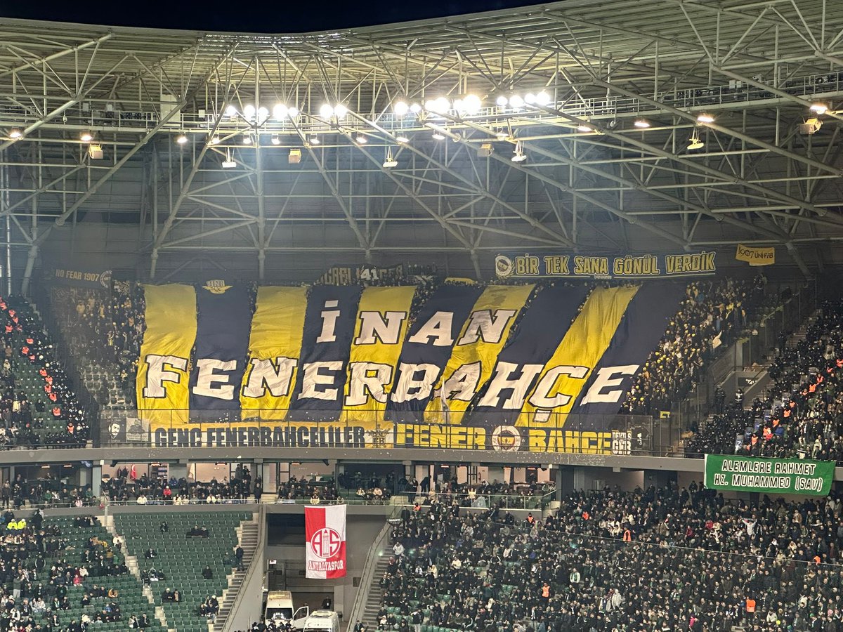 İNAN FENERBAHÇE! #UNIGFB