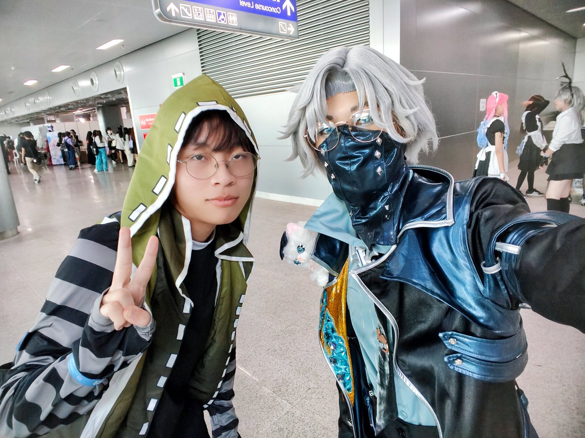 xoushei's tweet photo. My selfies at Anime Event Thailand 6 ✌️
#AET6 #AETevent #Animeeventthailand #cosplay #コスプレ 
.
(1) https://t.co/I6So0ASi15