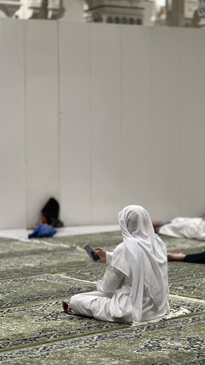 وداعـاً مكة، والقلبُ لا يهوى الوداع
اللهّم لا تجعل هذا آخر عهدنا ببيتك الحرام🩶