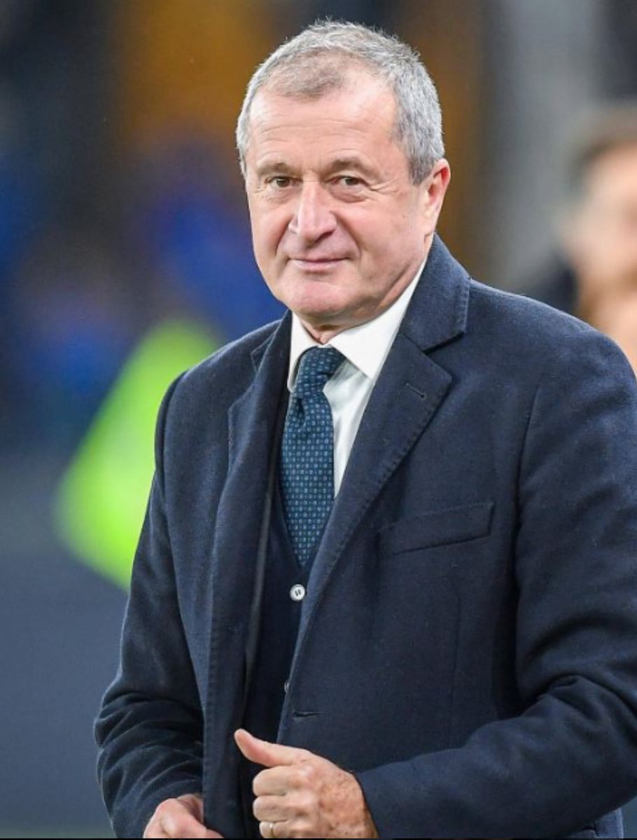vinc8_'s tweet photo. in poco più di 365 giorni:
Magnani
Audero
Pohjanpalo
Palumbo
Augello
Bani
Veroli
Giovane
Joronen
Bereszinski
Gyasi
Johnsen
Rui Modesto
(e si è sbarazzato per ora di Nikolau, Di Mariano, Insigne, Diakitè e compagnia cantante)
CHIEDETE SCUSA ALLO CHEF https://t.co/GlmPcW3pG7