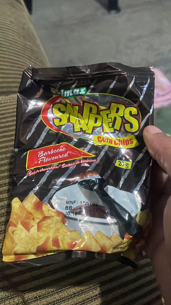 keyshia_l's tweet photo. @Frimax this flavour tastes nothing like Barbecue. It’s super spicy and hot and it just tastes so awful https://t.co/Bwh6ucHm7u
