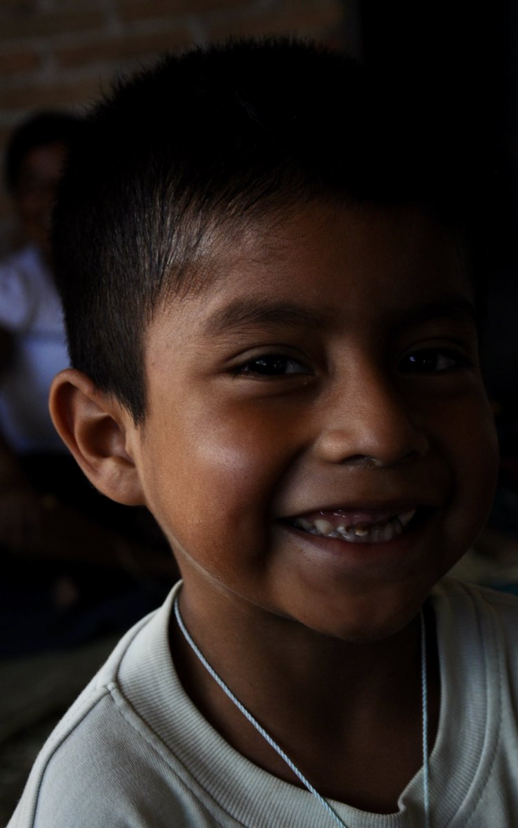 Los niños, sus risas, su inocencia y su ternura.