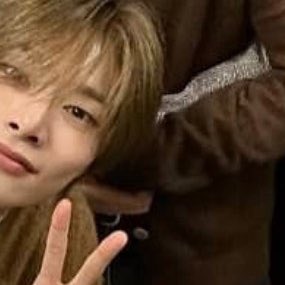 Iinosji's tweet photo. holding minho’s hands that are on his waist as he backhugs him… they are reaching astonishing levels of married couple the world has never witnessed before https://t.co/SIknrKRISL
