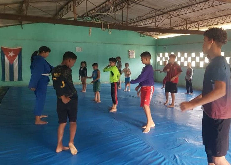 Con el #taekwondo en el centro de sus actividades, se desplegó este fin de semana la Toma Deportiva En Marcha con Fidel.
#DeporteCubano
#100AñosConFidel
#FidelPorSiempre